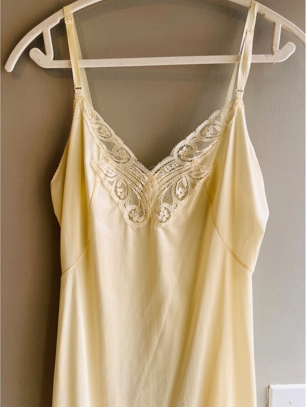 Vintage Lace Slip Or Slip Dress Size M/L Body Lite - Picture 2 of 9